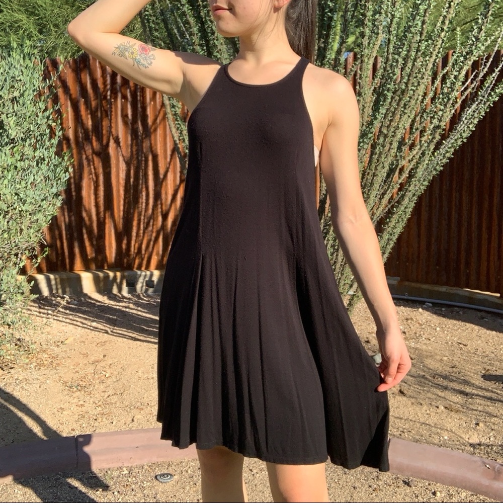 🖤 Flowy black dress 🖤